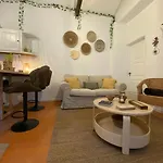 木屋 Ribeira Do Guilherme - Watermill House Botanic Garden *