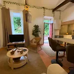 木屋 Ribeira Do Guilherme - Watermill House Botanic Garden 诺德什蒂