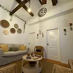 Chalet Ribeira Do Guilherme - Watermill House Botanic Garden Nordeste (Azores)