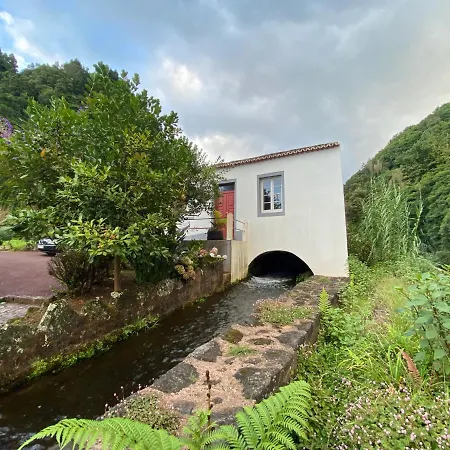 Ribeira Do Guilherme - Watermill House Botanic Garden Chalet *