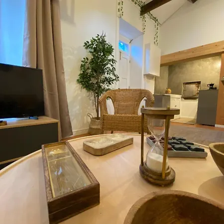 Chalet Ribeira Do Guilherme - Watermill House Botanic Garden Nordeste (Azores)