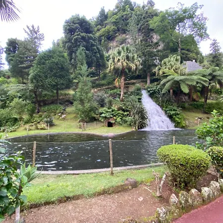 Ribeira Do Guilherme - Watermill House Botanic Garden