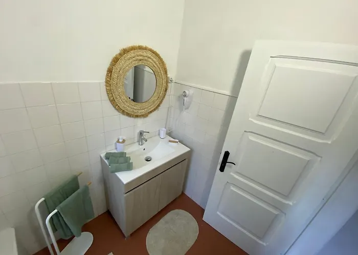 Ribeira Do Guilherme - Watermill House Botanic Garden *