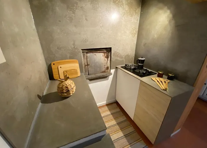 Ribeira Do Guilherme - Watermill House Botanic Garden