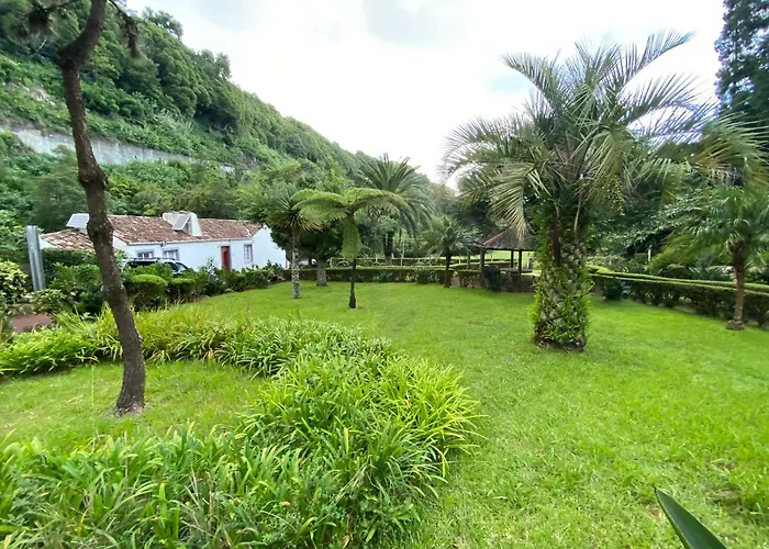 Ribeira Do Guilherme - Watermill House Botanic Garden Шале