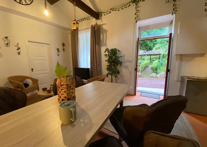 Ribeira Do Guilherme - Watermill House Botanic Garden Horská chata Nordeste (Azores)