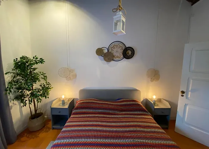 Ribeira Do Guilherme - Watermill House Botanic Garden