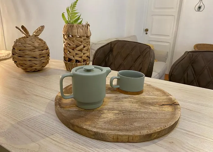 Ribeira Do Guilherme - Watermill House Botanic Garden Nordeste (Azores)